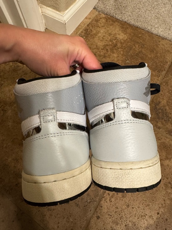 Nike Air Jordan 1 Mid Sneaker in White, Light Gray, Metallic & Black - Picture 5 of 5